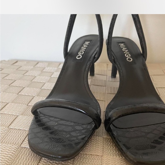 MANGO snake ankle wrap sandals - Picture 3 of 8